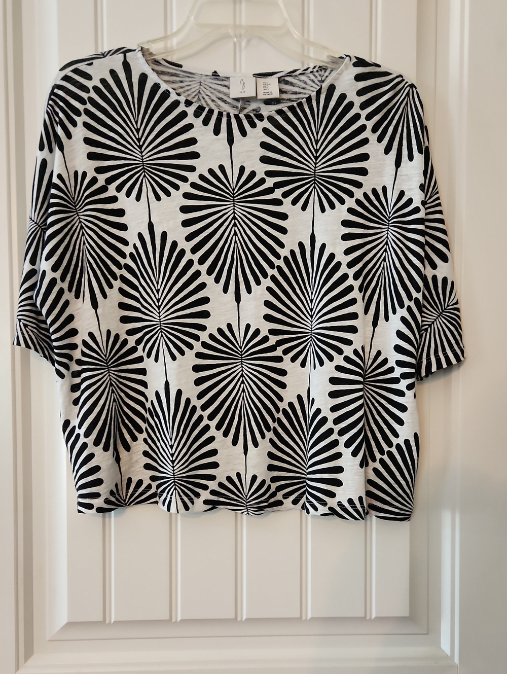 Joie Black & White Palm-Print Short Sleeve Top